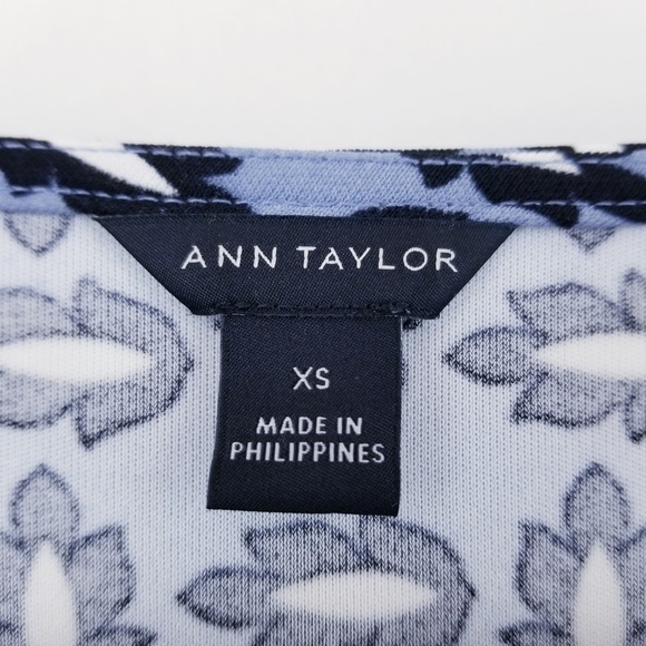 Ann Taylor | Blue Tossed Leaf Print Side-Tie Top - Picture 7 of 8